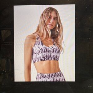 Mpg XL Exert Sports Bra in Plum Origami Print